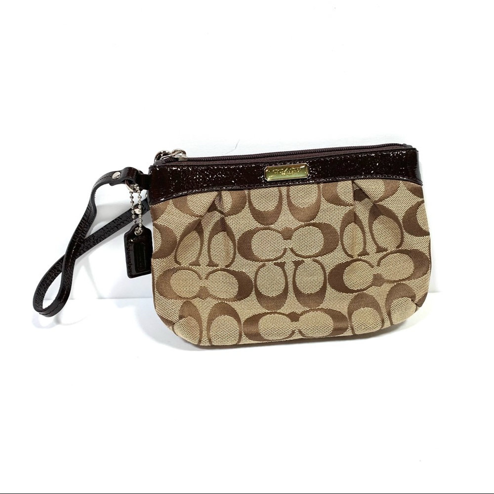 Coach Signature Wristlet Brown